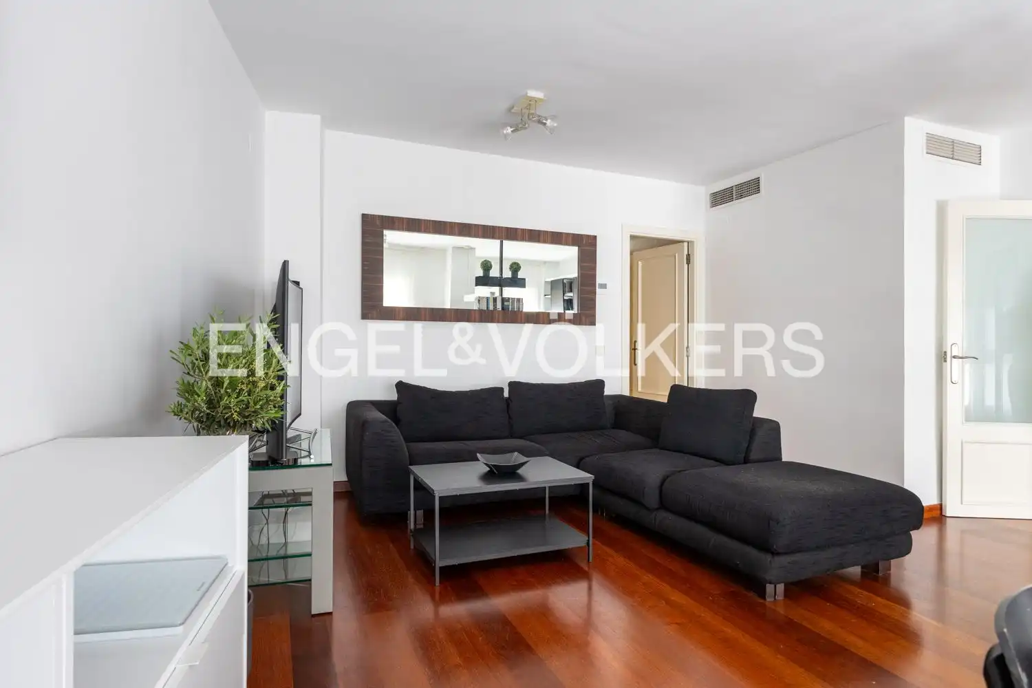 Sala de estar de Piso en venta en  Valencia Capital con Aire acondicionado, Calefacción y Parquet