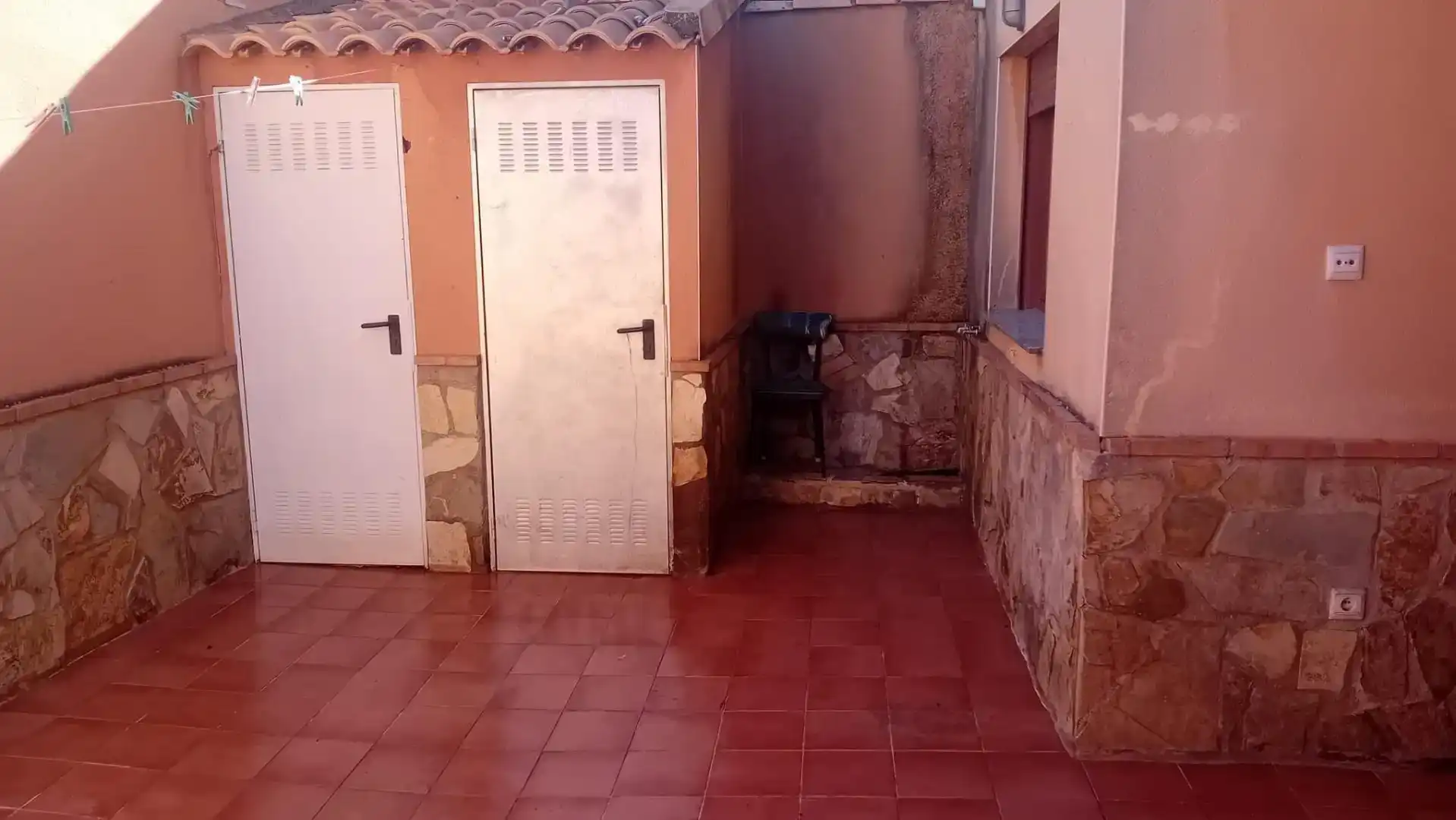 Casa adosada en venda en Las Mesas   amb Jardí privat, Moblat i Balcó