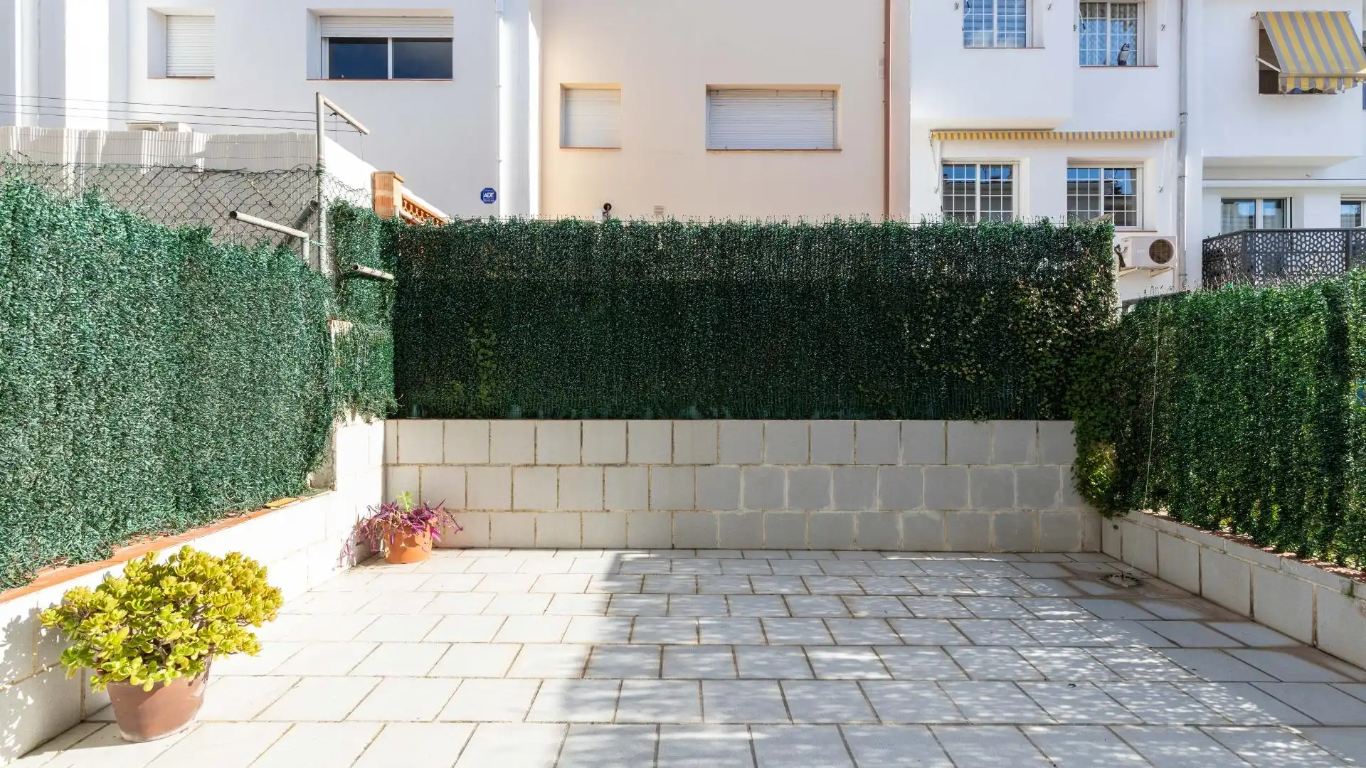 Single-family semi-detached for sale in Carrer TIERNO GALVAN