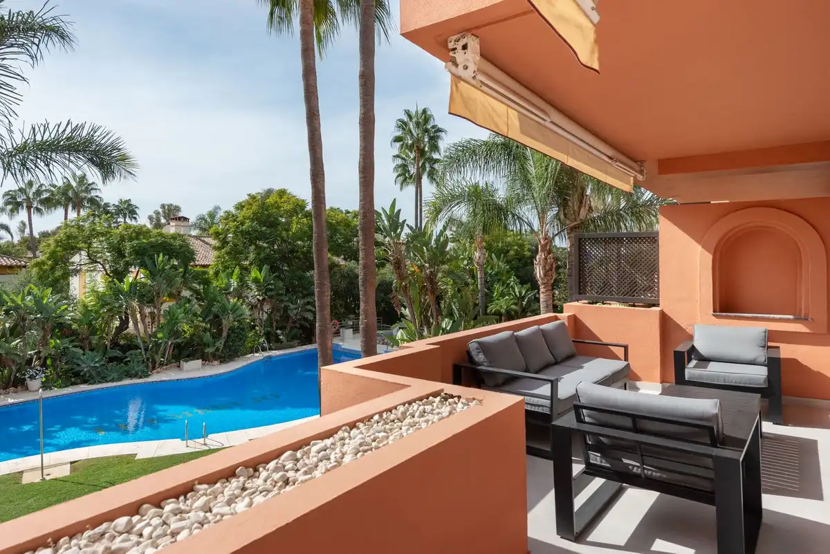 Apartament amb piscina en venda a Nueva Andalucía, imagen 16