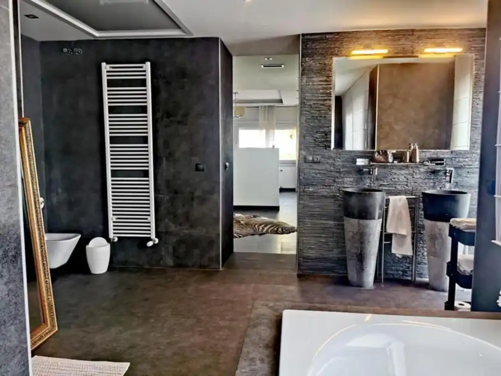 Bathroom of Houses for rent in Estepona  with Air Conditioner, Heating and Private garden