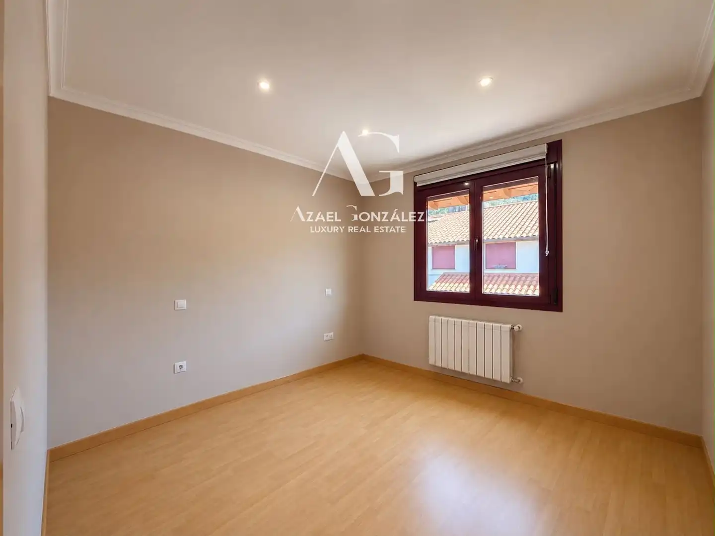 Bedroom of Detached homes for sale in Castañeda  with Heating, Terrace and Alarm