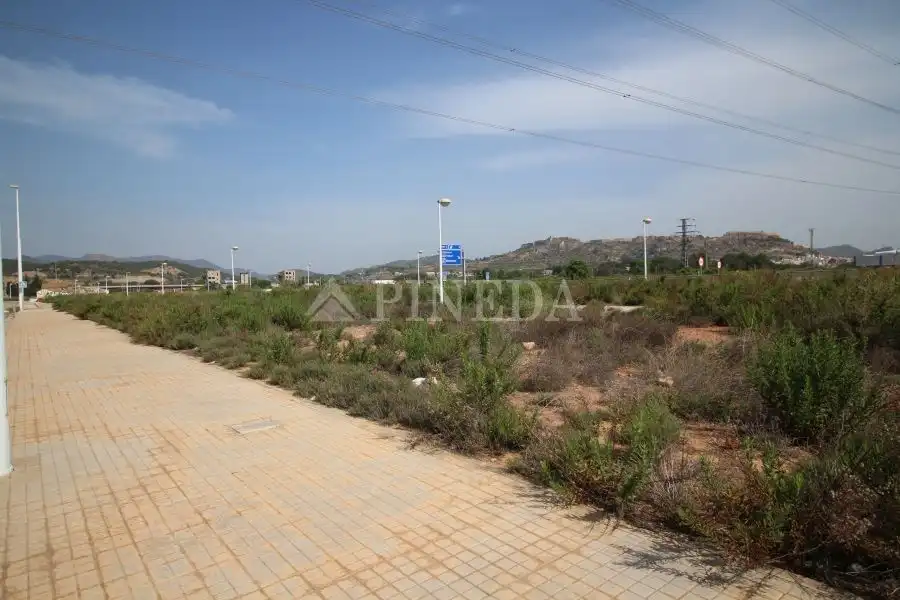 Terreny industrial en venda en Sagunto / Sagunt