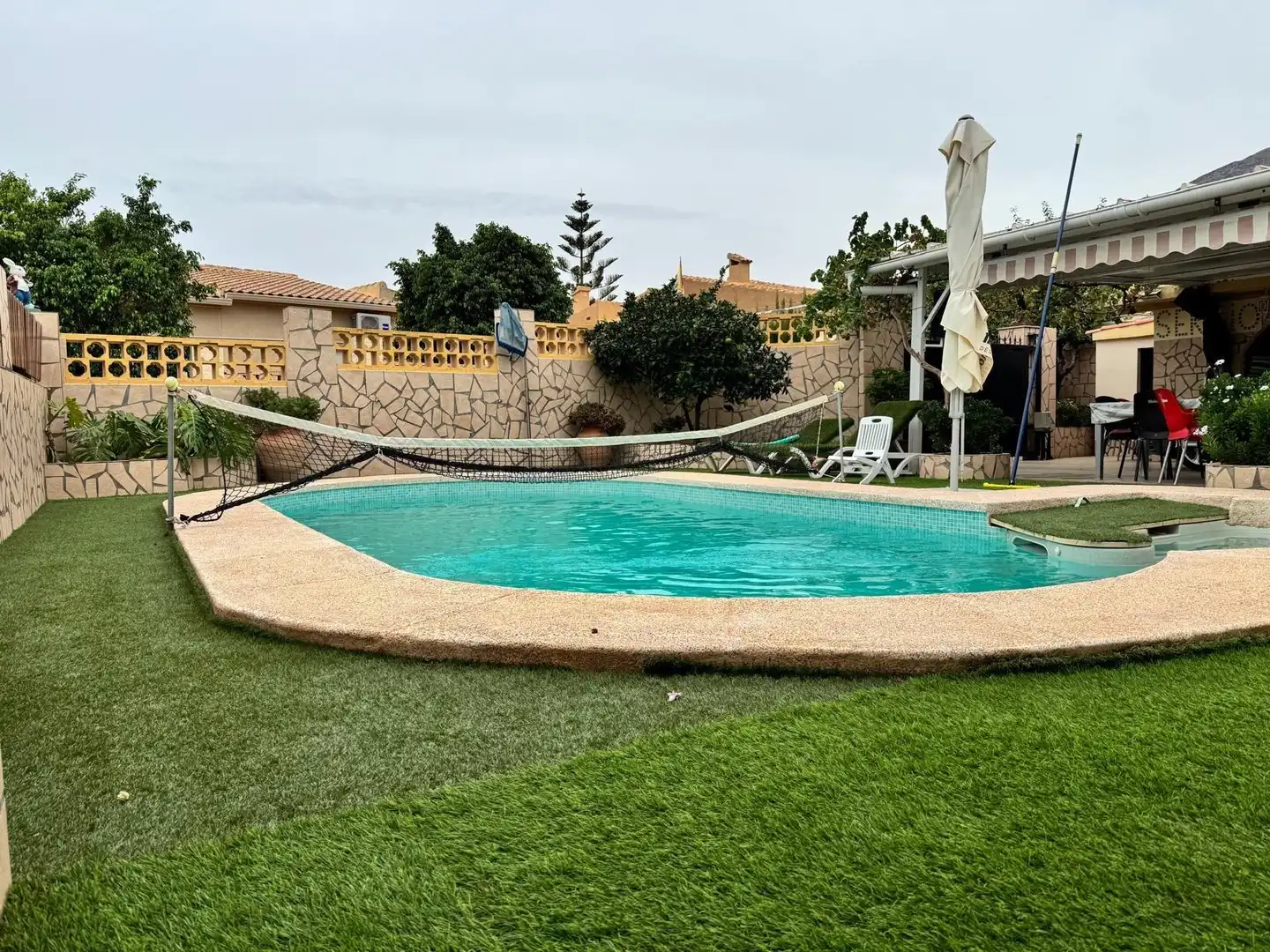 Villa con terrazza in vendita a Coloma