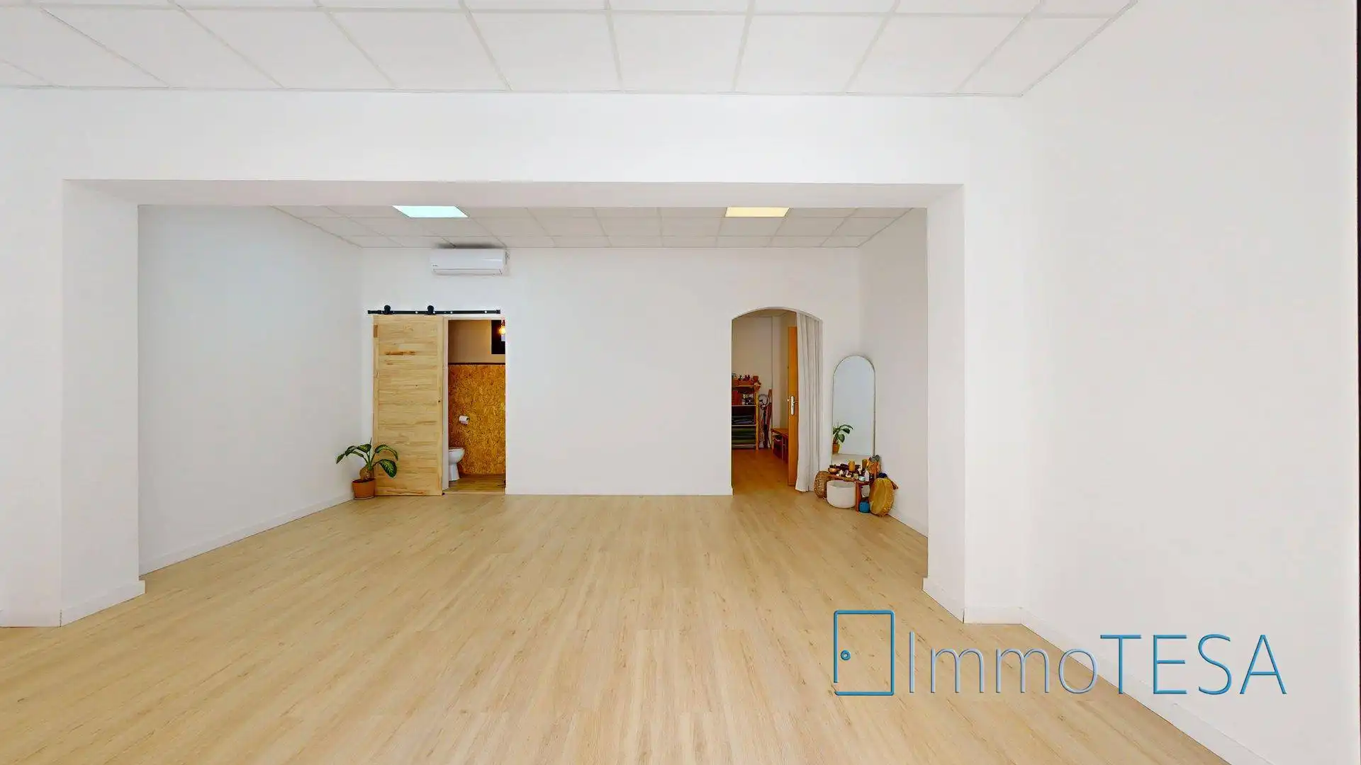 Local commercial à louer à Centre - Eixample – Can Llobet