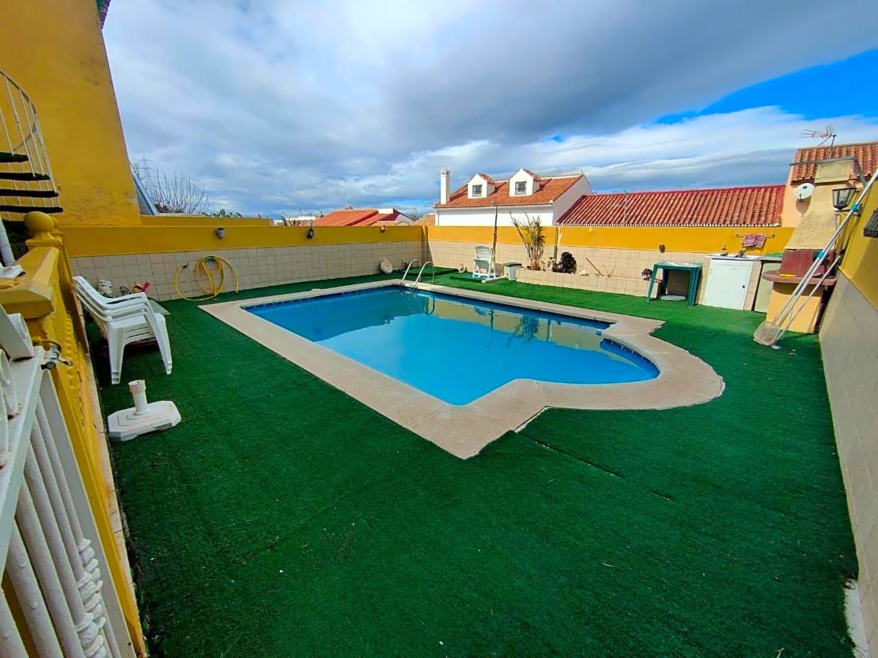 Casa adosada en venta en Copérnico, Los Almendros - El Limonero - El Tomillar