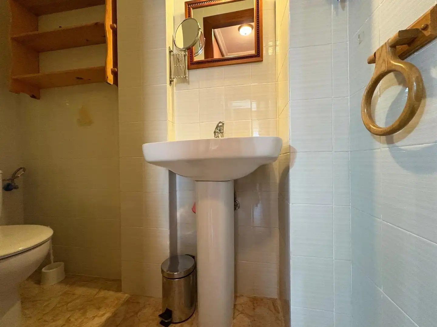 Bathroom of Detached homes for sale in Algeciras  with Air Conditioner, Terrace and Storage room
