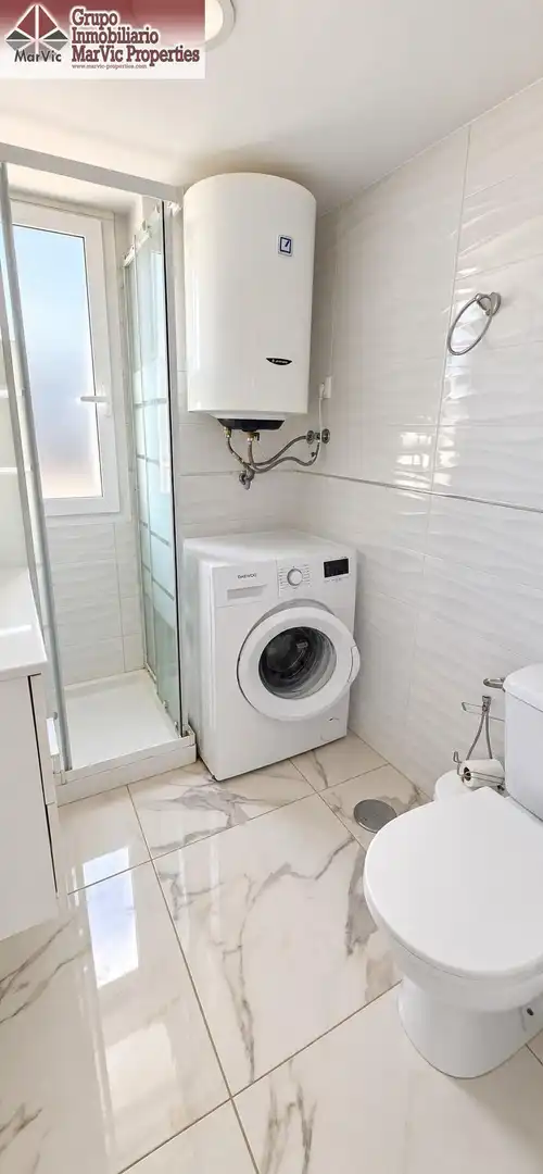 Baño de Apartamento de alquiler en Playa Poniente