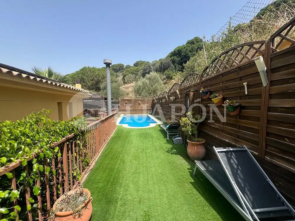 Jardí de Casa o xalet en venda en Vilassar de Dalt amb Aire condicionat, Calefacció i Jardí privat