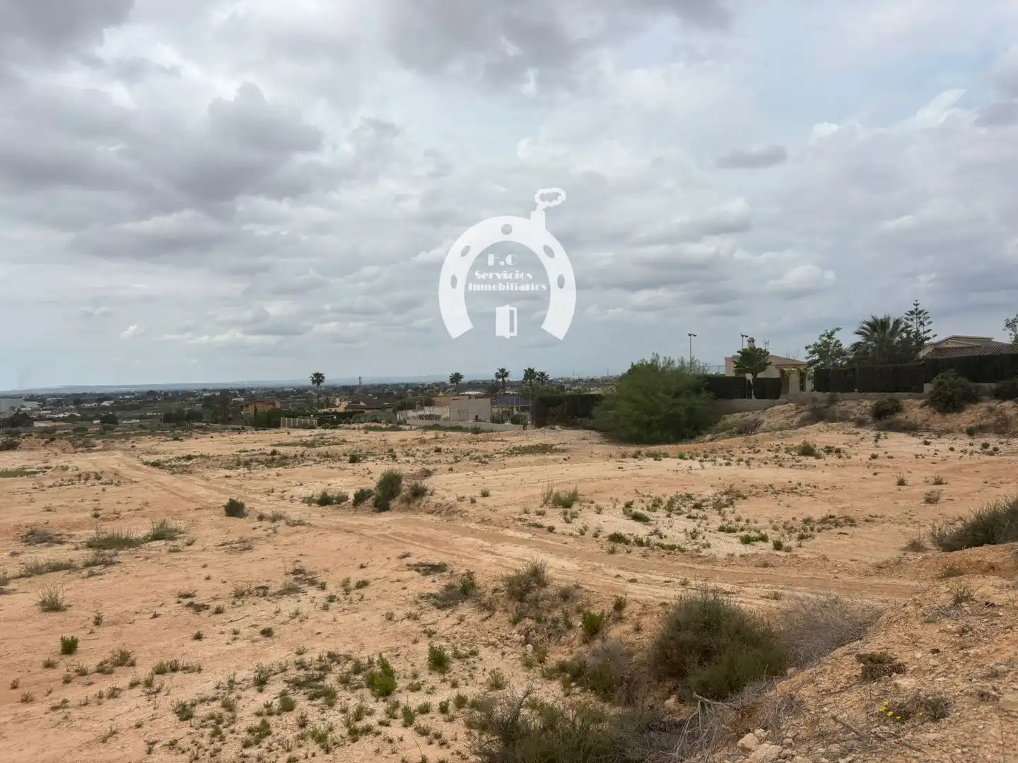 Land for sale in Elche / Elx