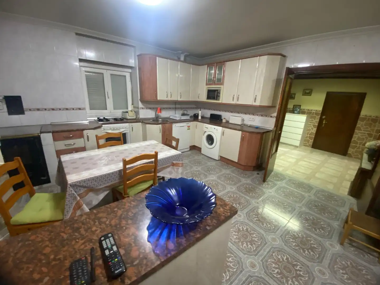 Cocina de Casa adosada en venta en Valle de Santibáñez con Calefacción, Terraza y Trastero