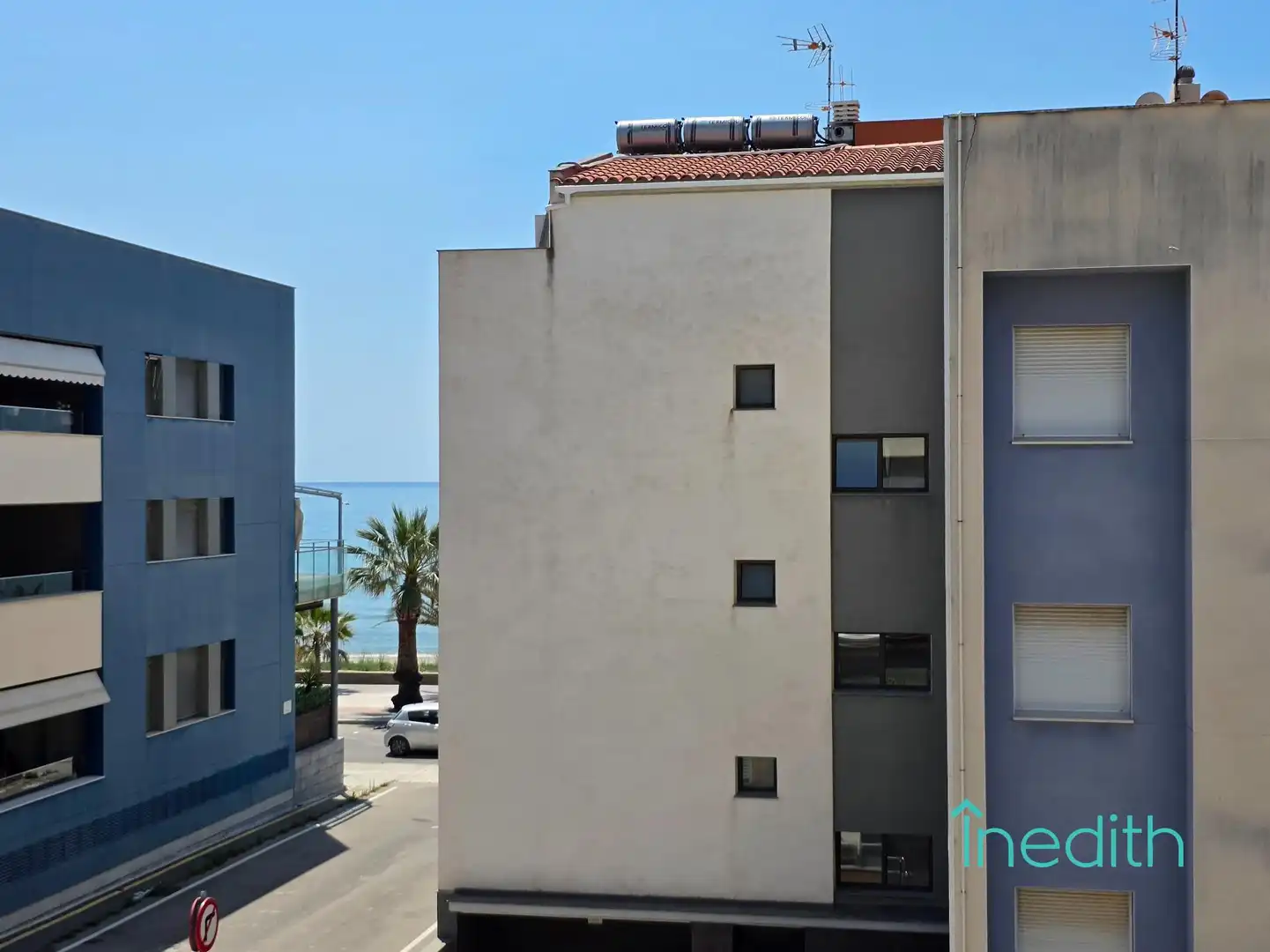 Vista exterior de Casa o chalet en venta en Cubelles con Aire acondicionado, Calefacción y Jardín privado