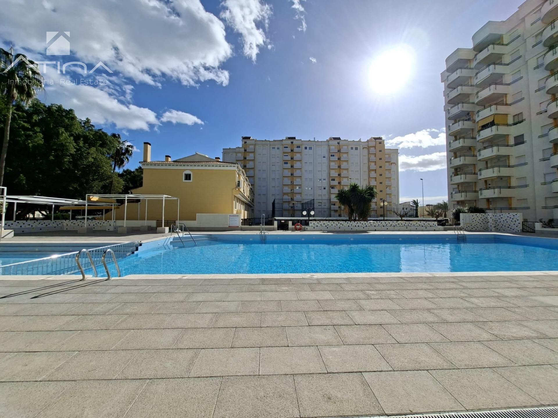 Piscina de Apartamento en venta en Gandia con Jardín privado, Terraza y Piscina comunitaria