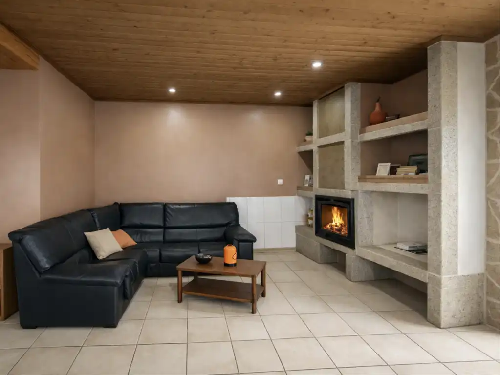 Casa amb terrassa en venda a Avenida de Portugal 15, imagen 3