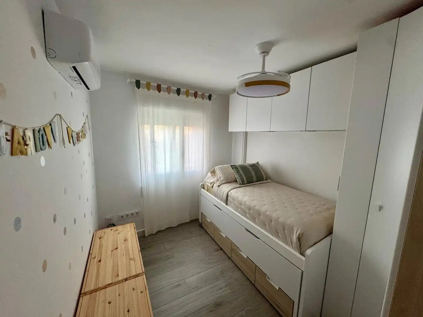 Habitación de Piso en venta en Málaga con Aire acondicionado y Calefacción