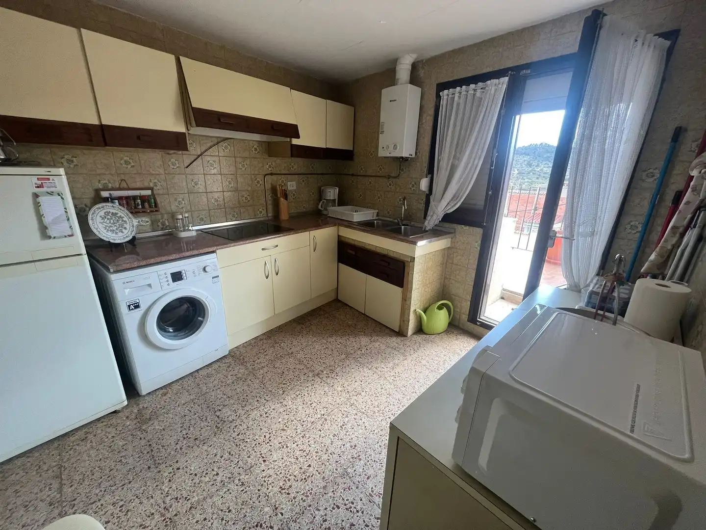 Cocina de Casa o chalet en venta en Valdealgorfa con Jardín privado, Terraza y Amueblado