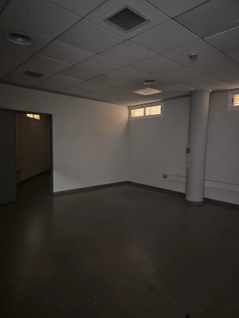 Gebäude zur Miete in Tomares