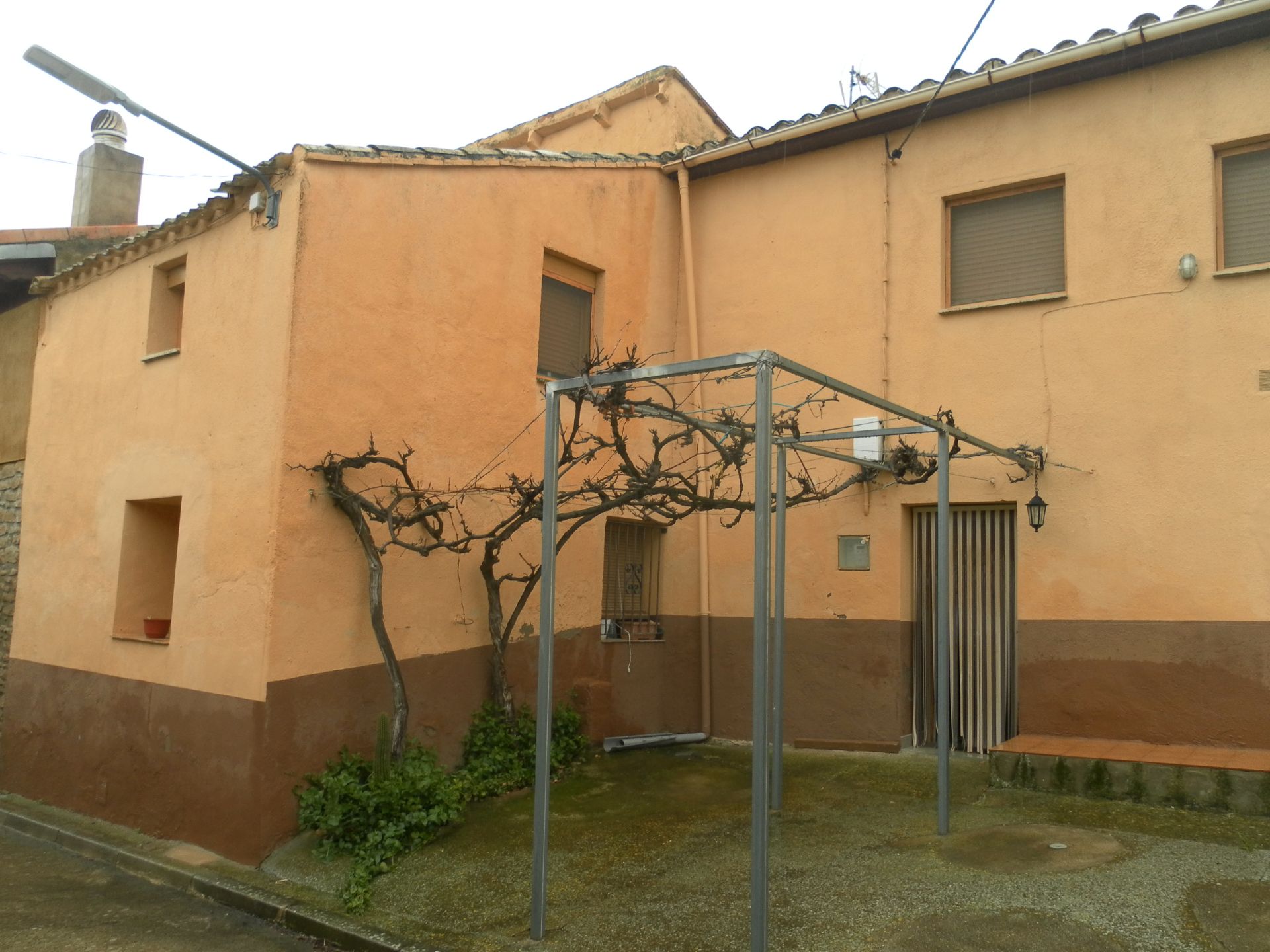 Exterior view of Country house for sale in Sos del Rey Católico  with Furnished