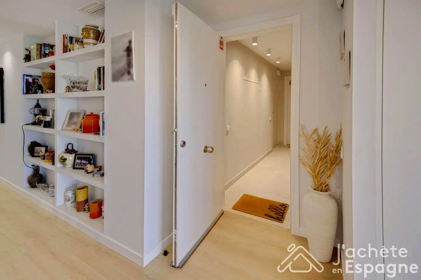 Wohnung zum Verkauf in Vinaròs mit Klimaanlage, Terrasse und Möbliert
