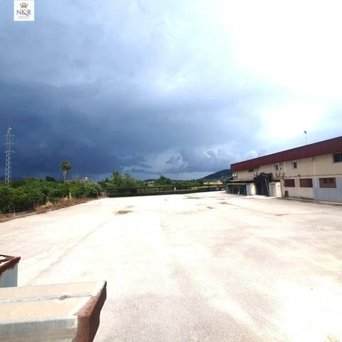 Nave industrial en Alquiler en Zona Periurbana