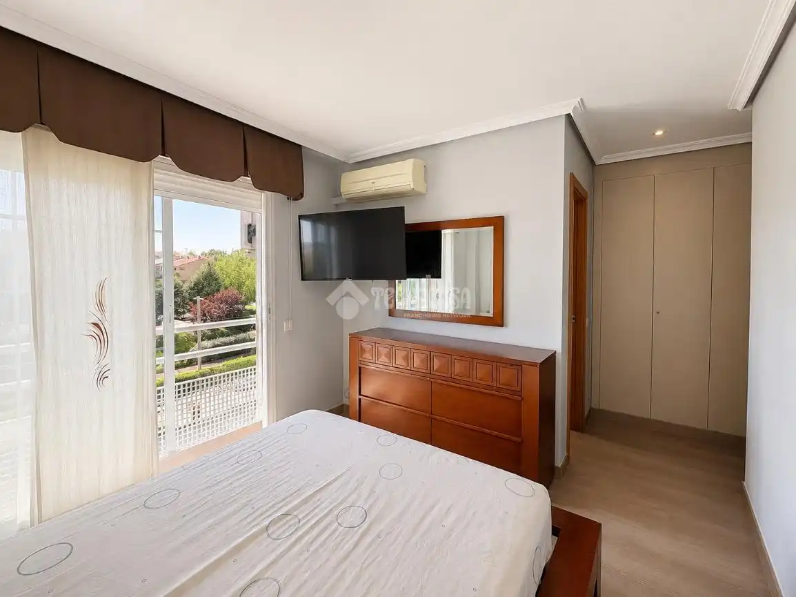 Habitación de Piso en venta en Boadilla del Monte con Amueblado