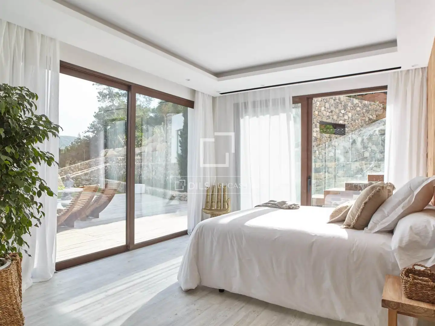 Chalet con piscina en venta en Es Cubells, imagen 12