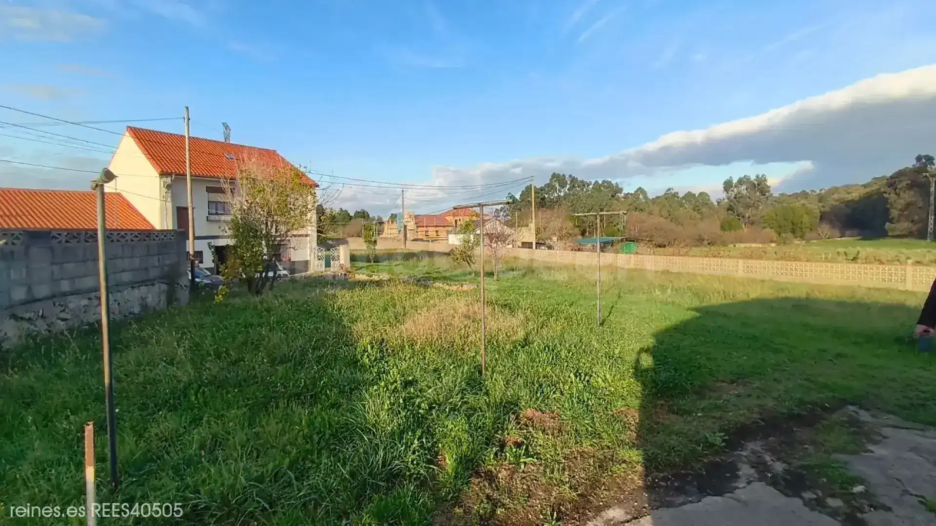 Einfamilien-Reihenhaus zum Verkauf in Miengo mit Heizung und Privatgarten