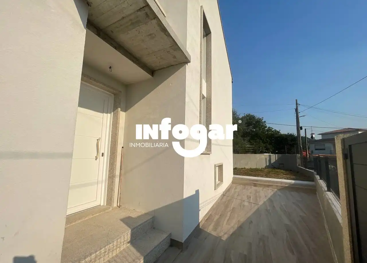 Chalet con terraza en venta en Rúa do Porto, imagen 2