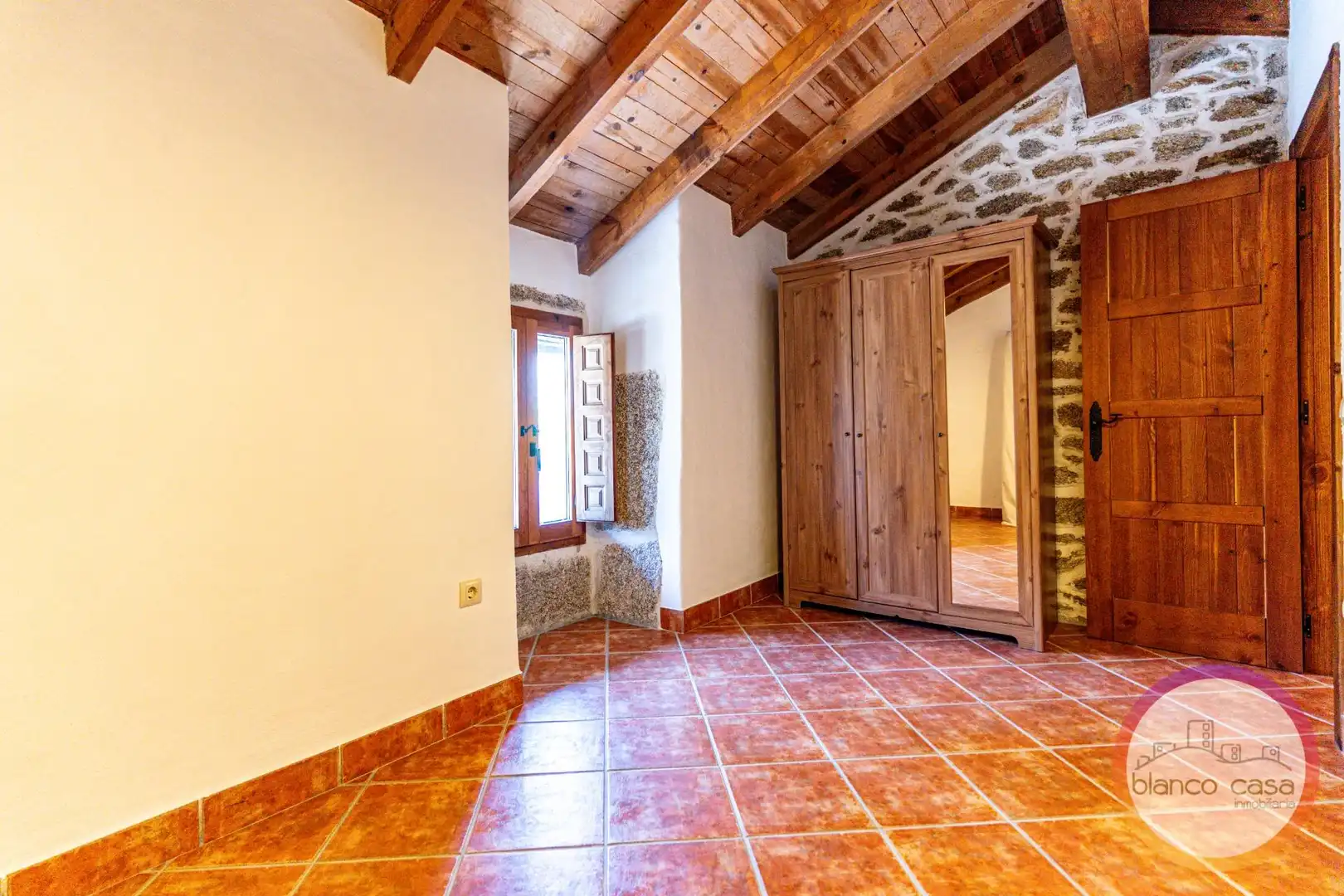 Casa o xalet en venda en Vimianzo amb Calefacció i Traster
