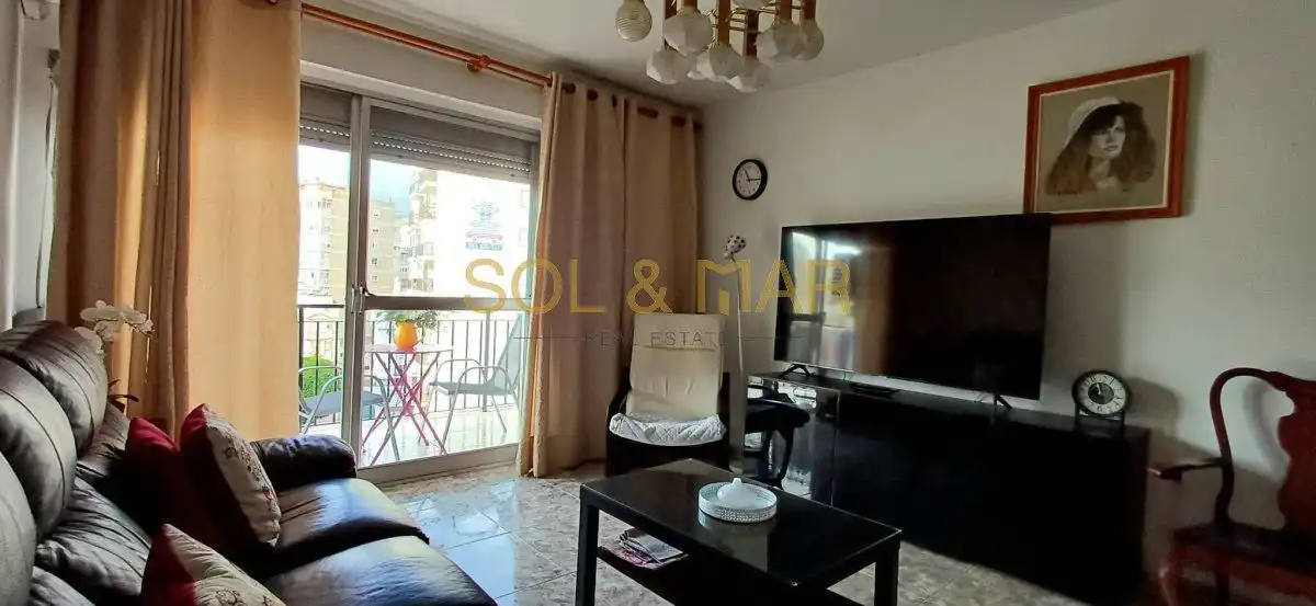 Sala de estar de Piso en venta en Torremolinos con Aire acondicionado, Calefacción y Terraza