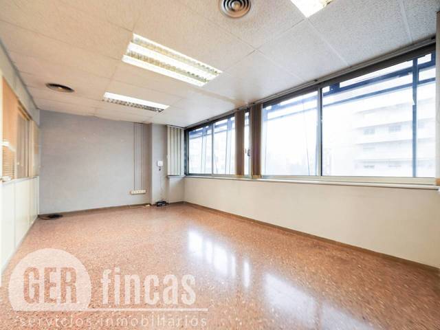 Oficina en Venta en Calle Gutenberg en Ca n'Aurell