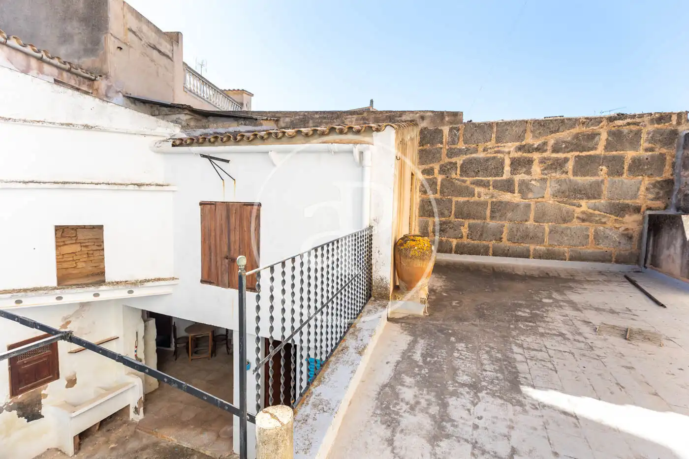 Vista exterior de Casa adosada en venda en Llucmajor amb Jardí privat i Terrassa