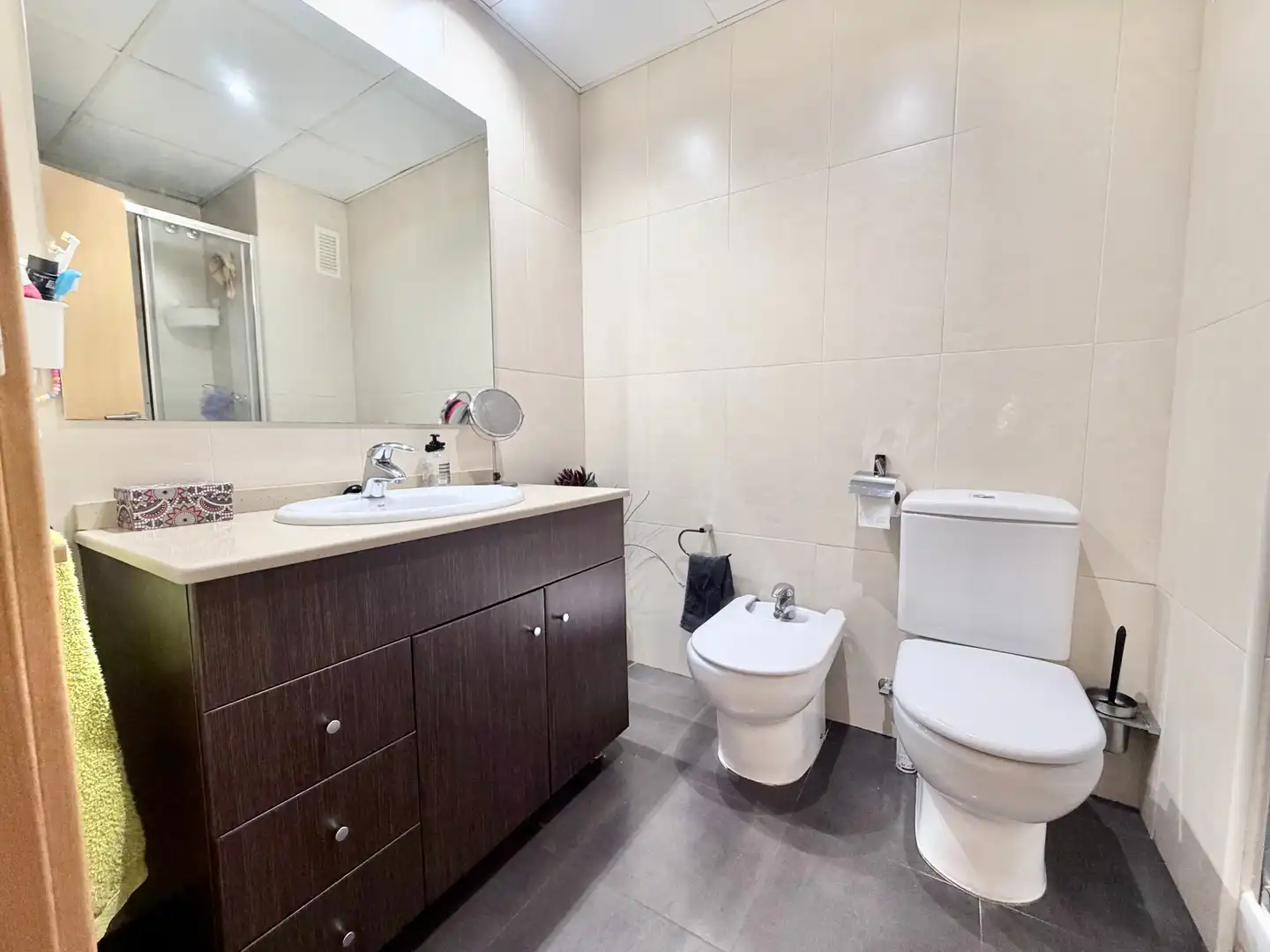 Bathroom of Ground floor for sale in Badalona  with Air Conditioner, Heating and Private garden