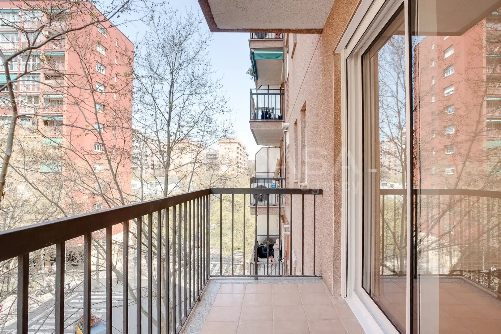 Terraza de Piso en venta en Barcelona con Calefacción