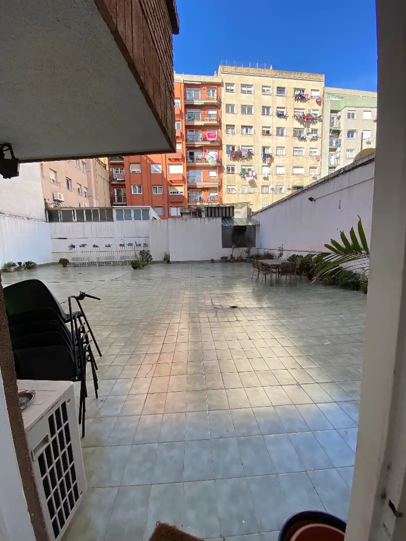 Local comercial de lloguer a Carrer del Consell de Cent, imagen 19
