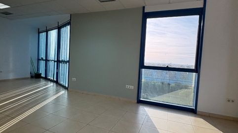 Foto 3 de Oficina de alquiler en San Jerónimo - La Bachillera, Sevilla Capital