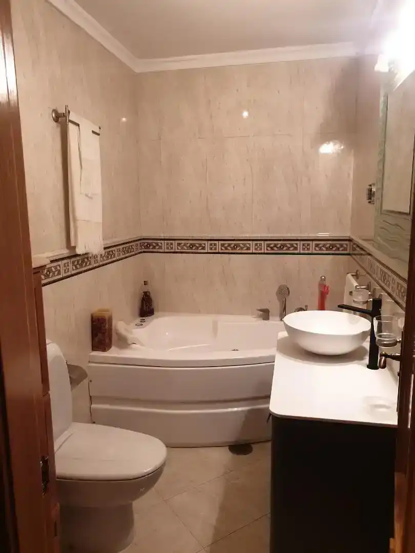Bany de Pis en venda en Alhama de Granada amb Aire condicionat i Balcó