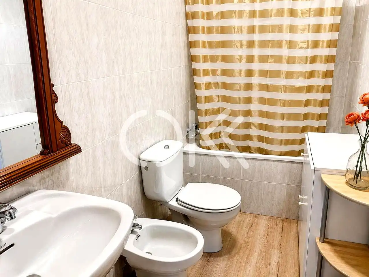 Bany de Casa o xalet en venda en Moraleja amb Terrassa, Moblat i Balcó