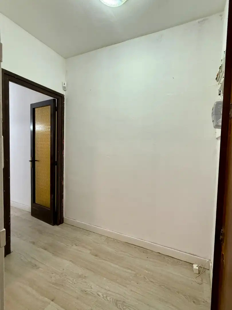 Wohnung zum Verkauf in Barcelona mit Parkett und Alarm