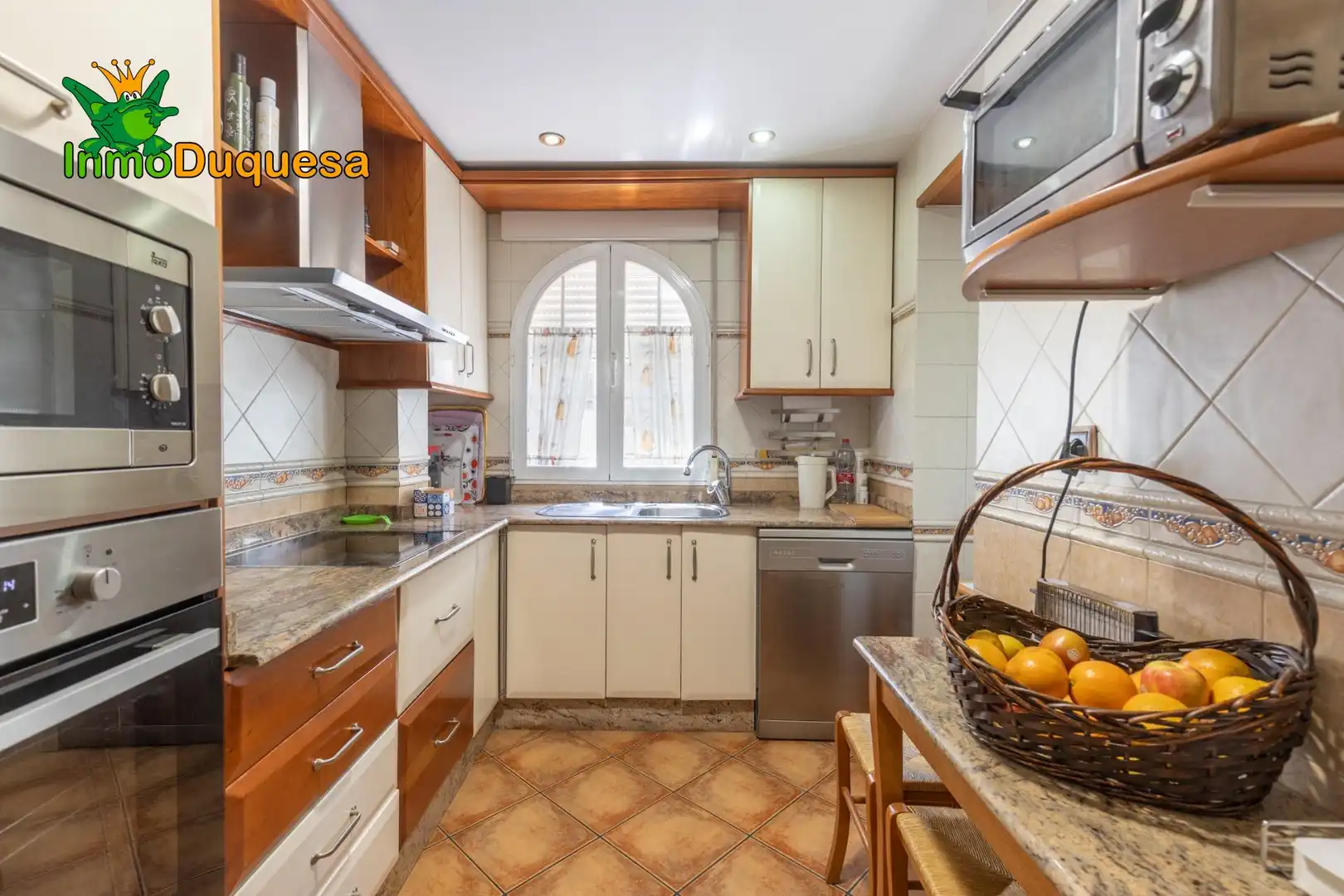 Casa a schiera in vendita a Beiro, imagen 2
