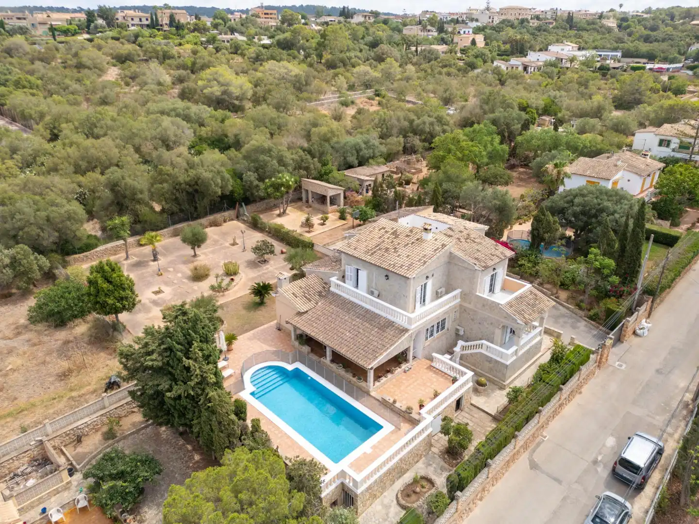 Vista exterior de Casa o xalet en venda en Marratxí amb Aire condicionat, Calefacció i Jardí privat