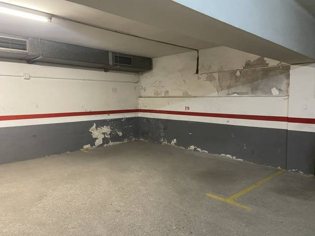 Garaje en Venta en Marina en Sagrada Família