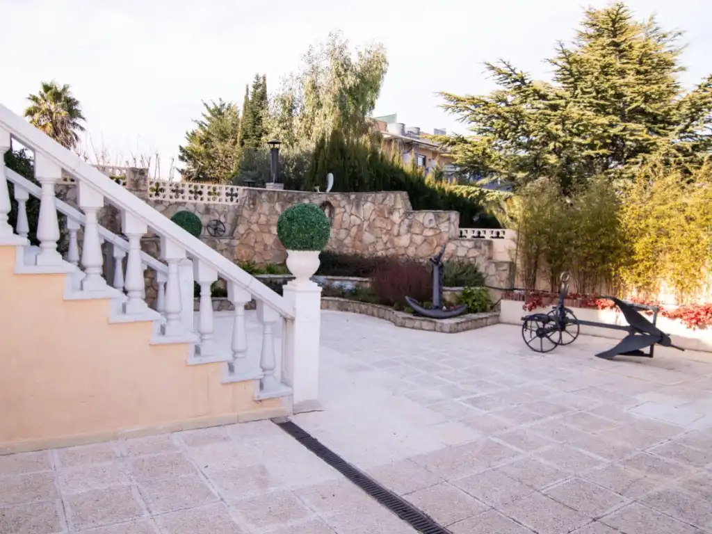 Terrassa de Casa adosada en venda en Cuarte de Huerva amb Aire condicionat, Jardí privat i Piscina