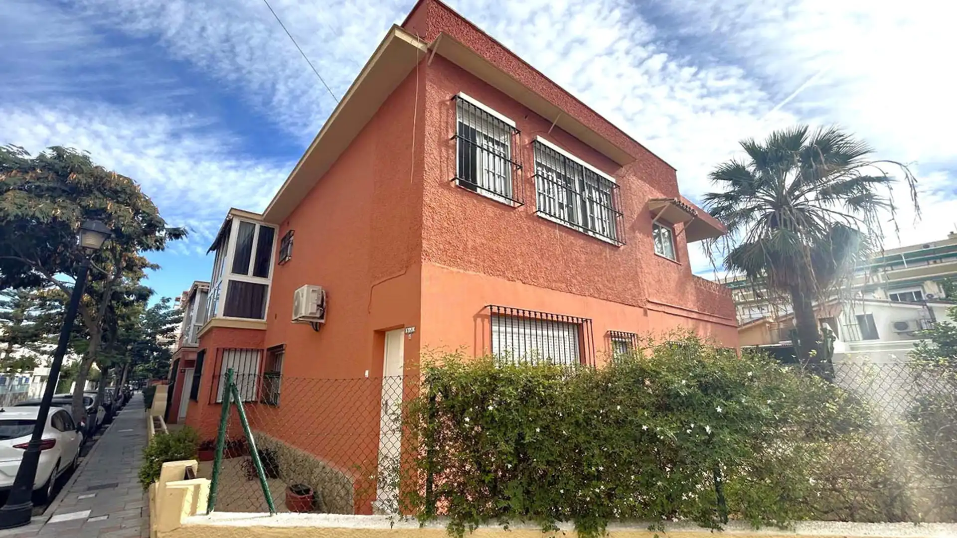 Vista exterior de Apartamento en venta en Fuengirola con Amueblado y Alarma
