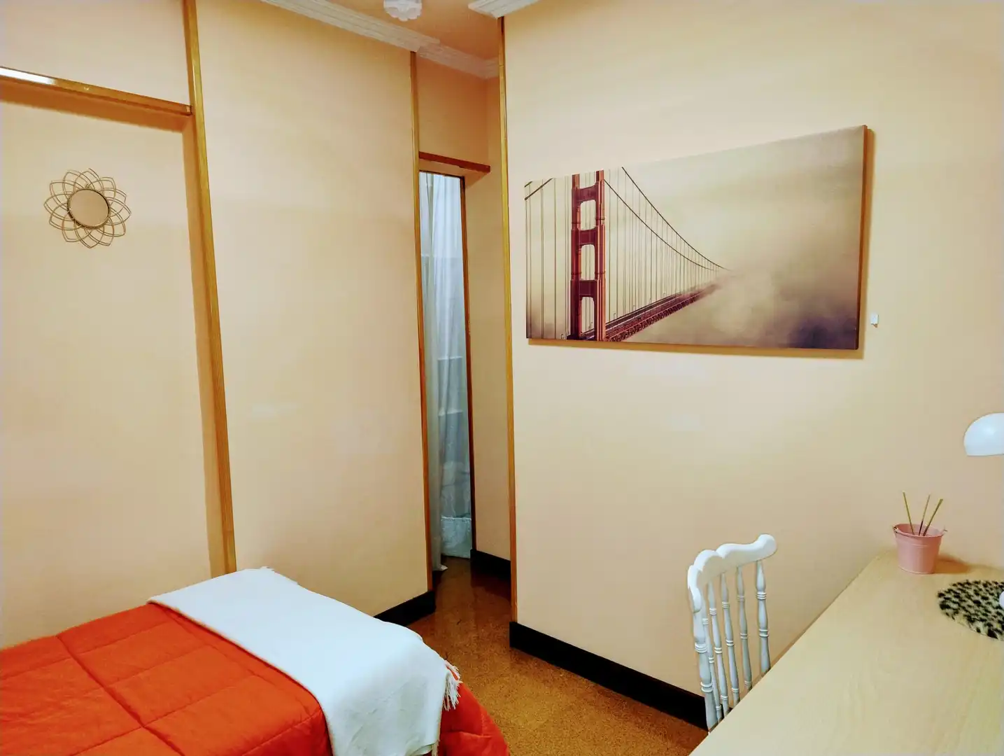 Bedroom of Flat for rent in Santiago de Compostela   with Heating, Furnished and Oven