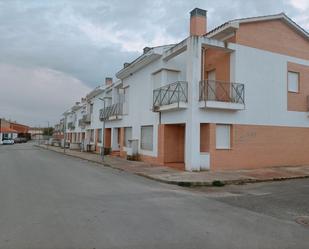 Vista exterior de Casa adosada en venda en Mascaraque