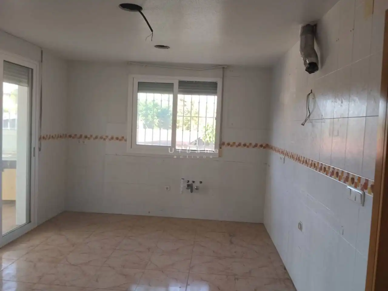 Cocina de Casa o chalet en venta en Murcia con Aire acondicionado, Calefacción y Jardín privado