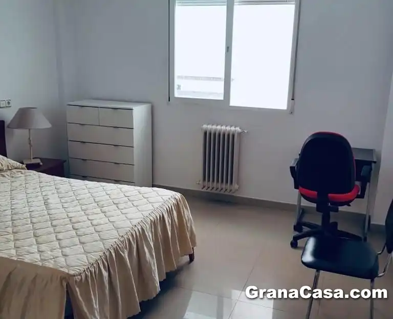 Schlafzimmer von Wohnung zur Miete in Játar mit Klimaanlage, Heizung und Möbliert