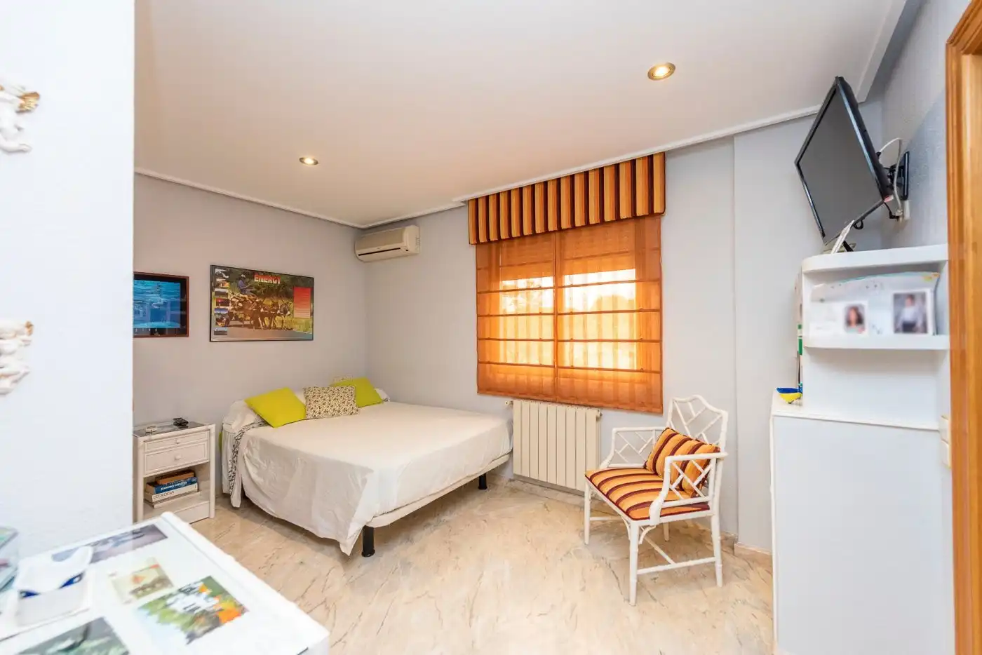 Bedroom of Houses for sale in Petrer  with Air Conditioner, Heating and Private garden
