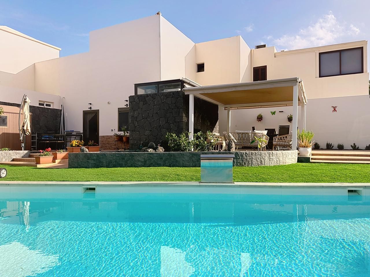 Swimming pool of House or chalet for sale in Teguise  with Air Conditioner, Private garden and Terrace